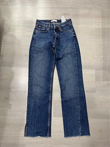 Zara straight crop jean xxs beden