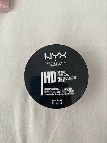 nyx pudra