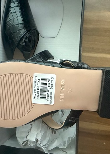 Nine West Nine West Siyah Yılan Desenli Kadın Terlik