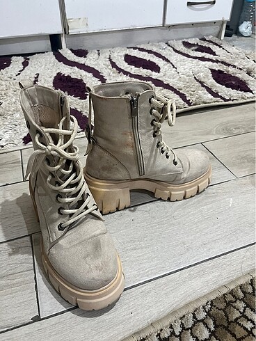 39 Beden Yüksek taban bot