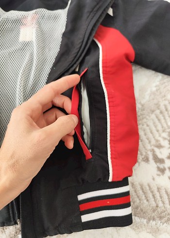Kırmızı Siyah Erkek Çocuk Fermuarlı Ceket - Görsel 6