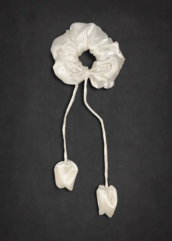 Beyaz Saten  lale Lastikli Saç Tokası - Görsel 2