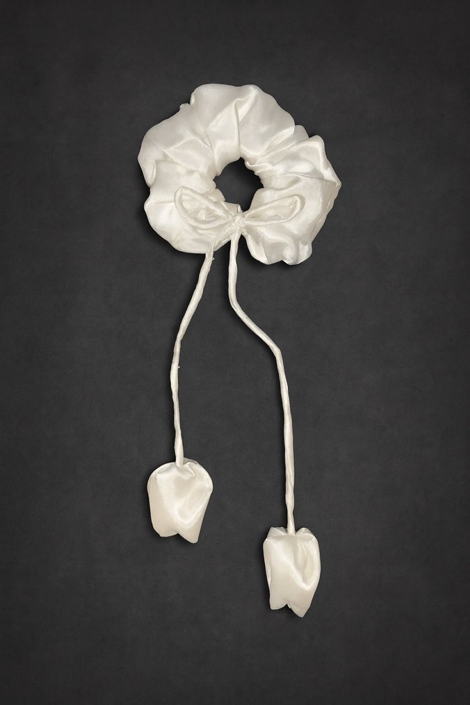 Beyaz Saten  lale Lastikli Saç Tokası - Görsel 2