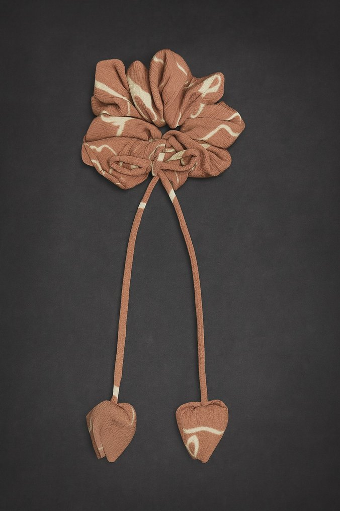 pembe  Fiyonk Detaylı Kadın Saç Aksesuarı - Görsel 2