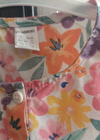 Çiçek Desenli Kolsuz Kız Elbisesi - Görsel 2