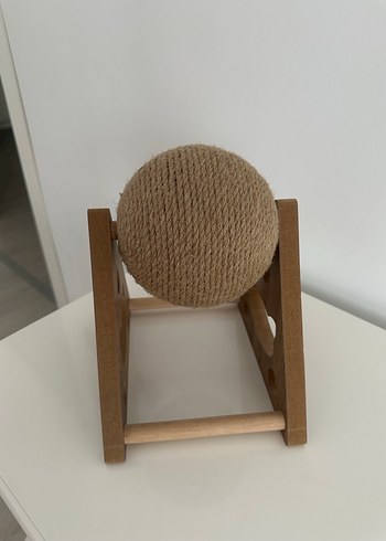 Bej Kedi Tırmalama Topu Ahşap Standlı - Görsel 2