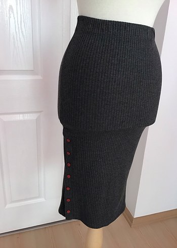 Düğmeli Gri Triko Midi Etek - Görsel 6