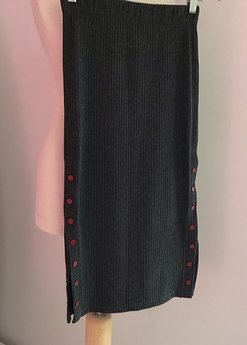 Düğmeli Gri Triko Midi Etek - Görsel 15