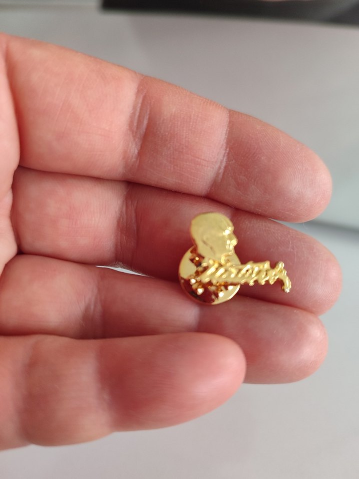 Gold parlak altın rengi Atatürk rozeti - Görsel 2