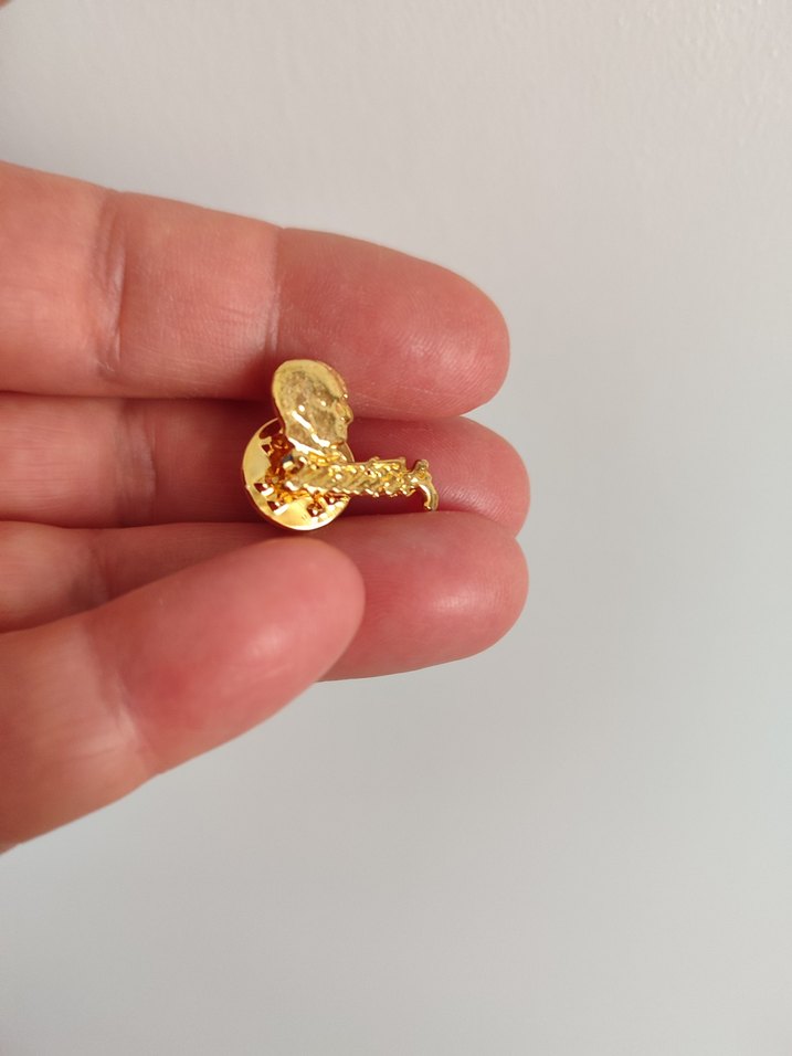 Gold parlak altın rengi Atatürk rozeti - Görsel 3