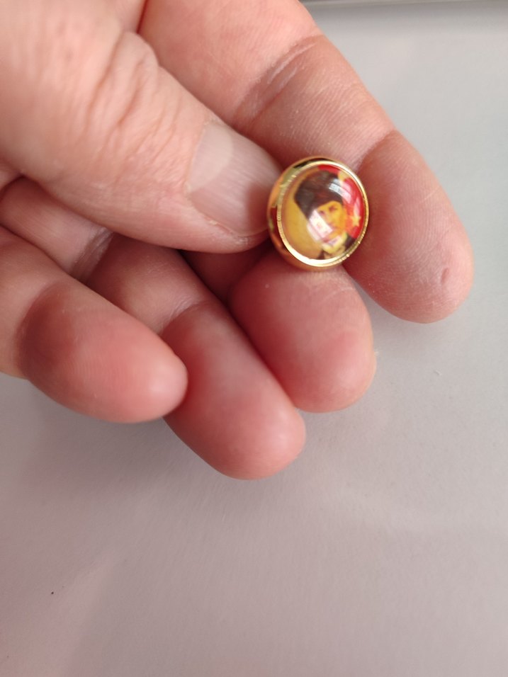 Gold Renkli Atatürk rozeti - Görsel 3