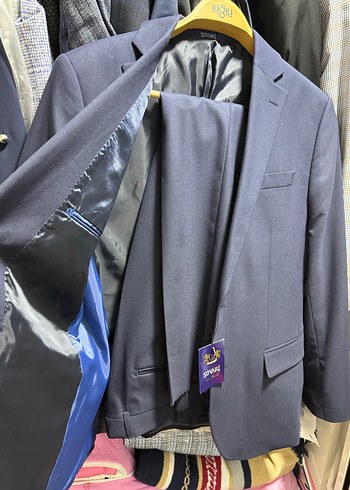 Mavi Düğmeli Erkek Takım Elbise - Görsel 4