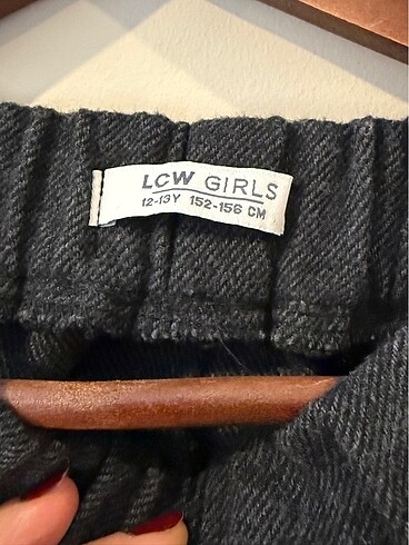 12-13 Yaş Beden LCW 12-13 yaş kışlık kumaş pantolon