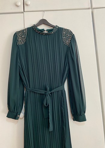 Uzun Piliseli Kemerli Kadın Elbise abiye - Görsel 2