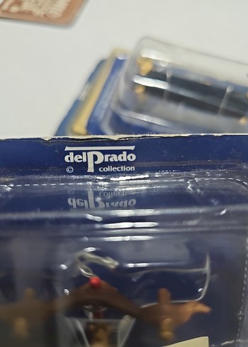 Altın Renkli Koyu Ton Model Kiti - Görsel 3