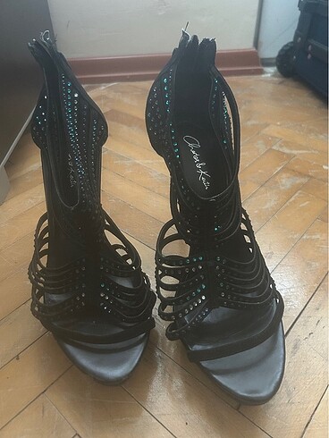 Çok şık hafif dolgu topuk ayakkabı - Görsel 5