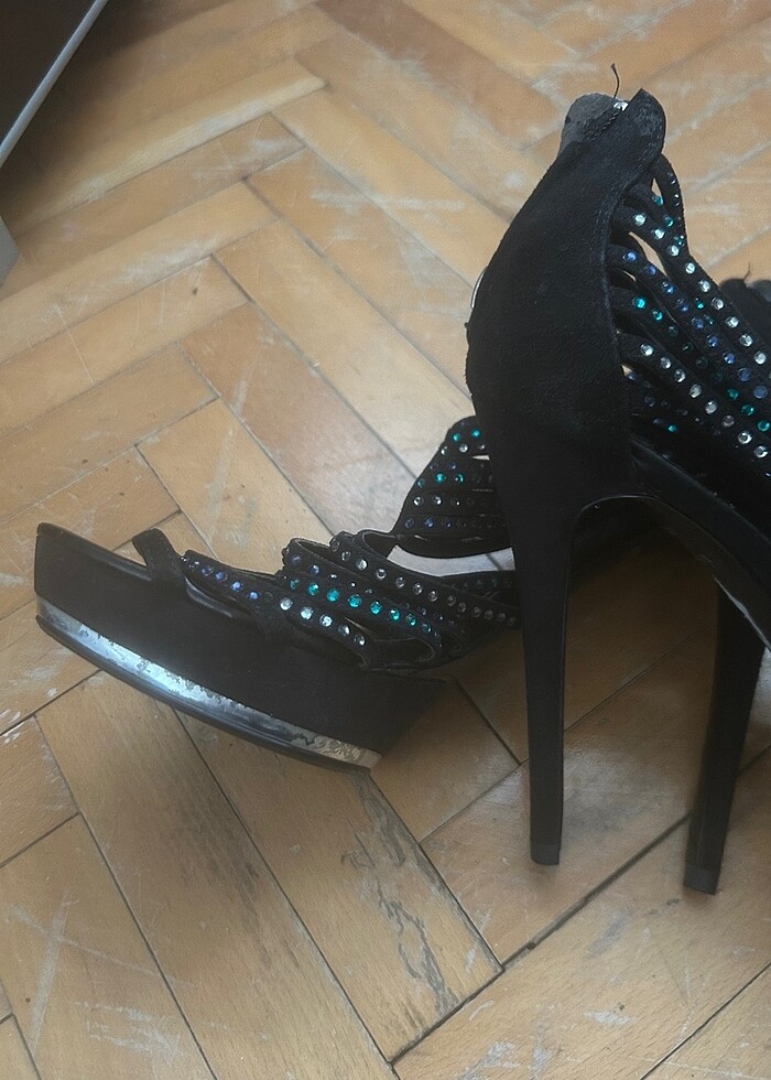 Çok şık hafif dolgu topuk ayakkabı - Görsel 4