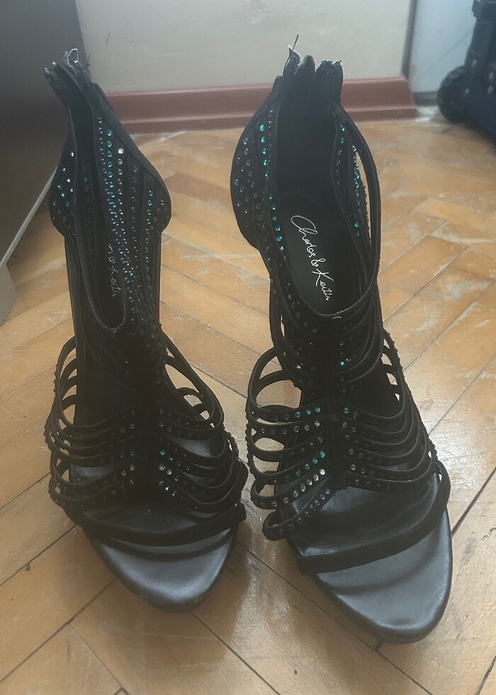 Çok şık hafif dolgu topuk ayakkabı - Görsel 5