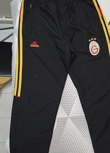 ORİJİNAL GALATASARAY LİSANSLI ÜRÜN EŞOFMAN