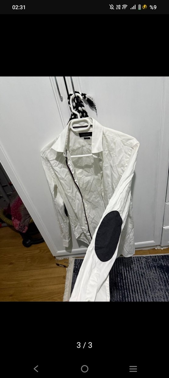 Düğmeli Beyaz Erkek Gömlek Siyah Dirsek Detayıyla - Görsel 3