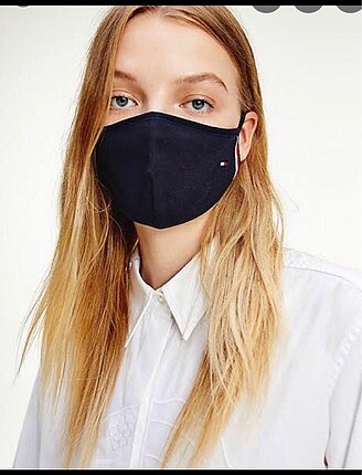Tommy Hilfiger maske