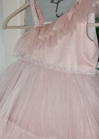 Diğer Pembe Fırfırlı Kız Çocuk Elbisesi