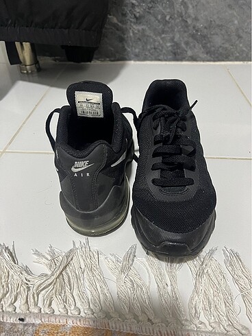 38,5 Beden siyah Renk nike spor ayakkabi