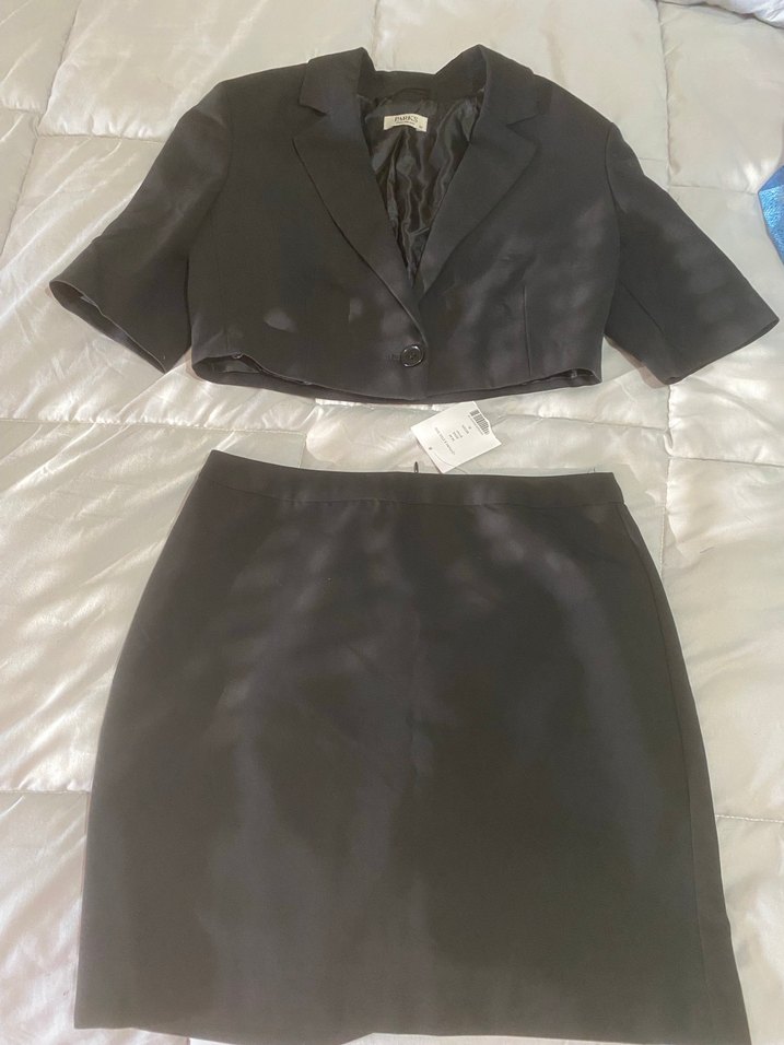 Kısa Kollu Siyah Kadın Takım Elbise - Görsel 2