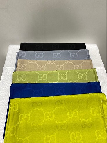 Gucci Desen Jakar şal