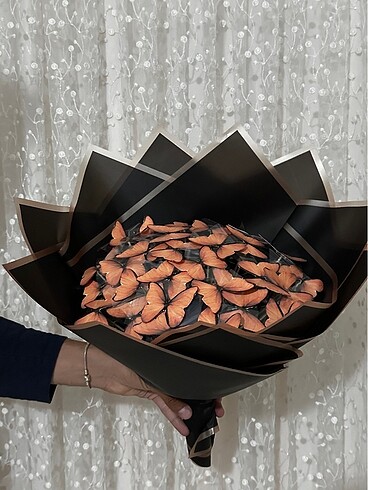  Beden Led ışıklı kelebek buket
