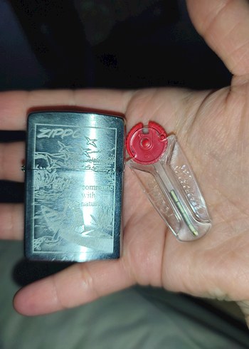 Gravürlü Gri Zippo Çakmak - Görsel 4