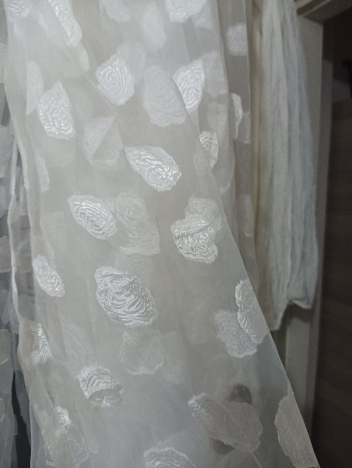 Gri halkalı beyaz modern perde - Görsel 3