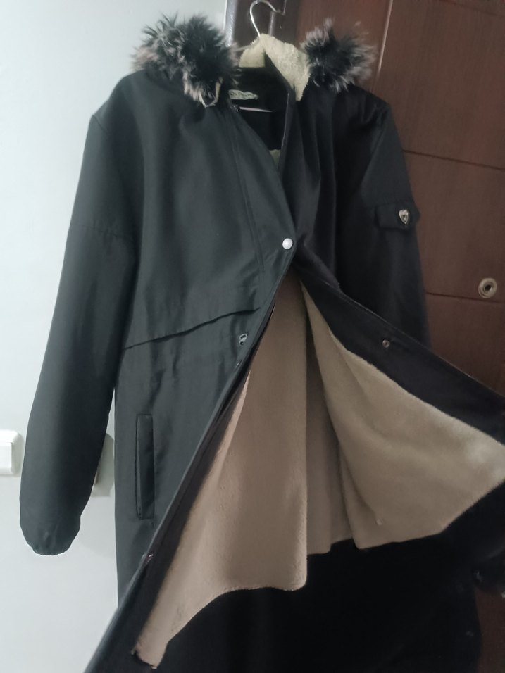 Siyah Uzun Kadın Ceket Kürklü Kapüşonlu - Görsel 5