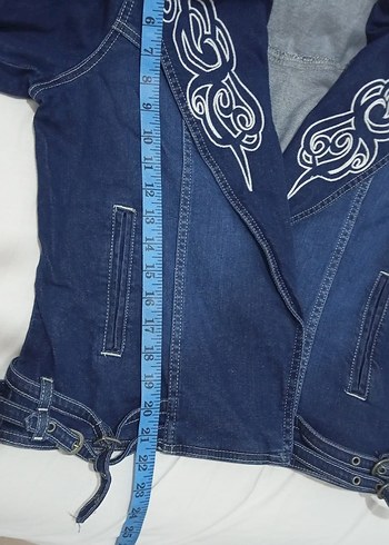 Nakışlı Uzun Kadın Kot Ceket - Görsel 2