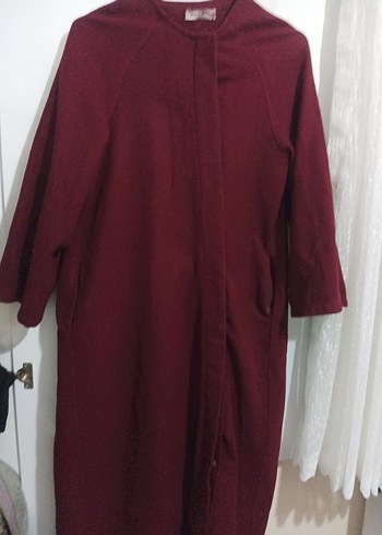 Bordo Uzun Düğmeli Kadın Kaban - Görsel 4