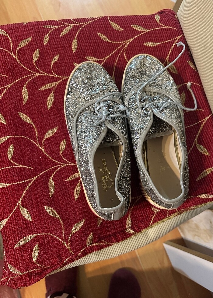 Pullu spor ayakkabı - Görsel 3