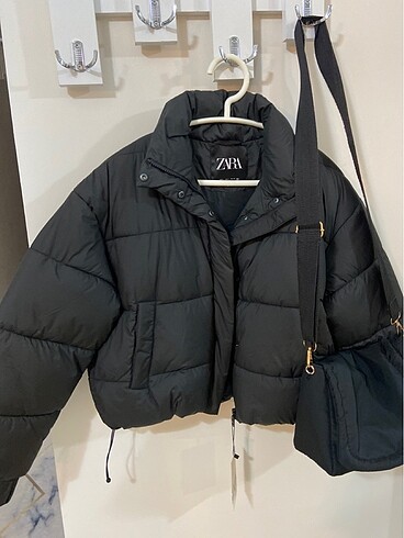Zara mont