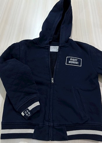 Zara 8 Yaş