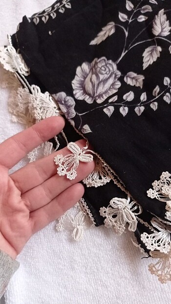  Beden El işi tığ oyası eşarp 