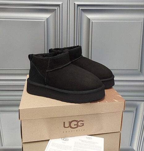 UGG W CLASSİC ULTRA MİNİ PLATFORM BOT