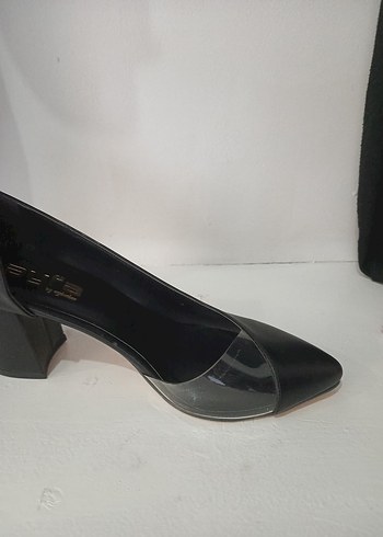 Siyah Rugan Topuklu Stiletto sıfır