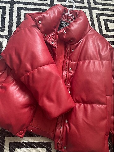 xs Beden Stradivarius belden ayarlamalı deri mont