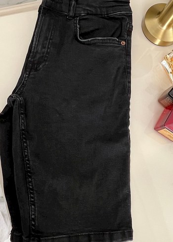 Siyah Erkek Denim Midi Boy Kemerli şort