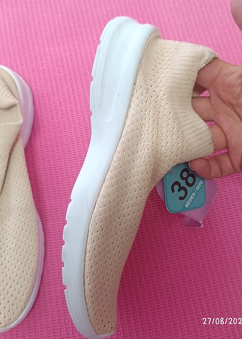 38 Beden Bej Elastik Kadın Spor Ayakkabı