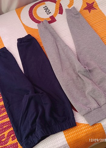 Gri ve Lacivert Erkek Çocuk Triko Eşofman Altı