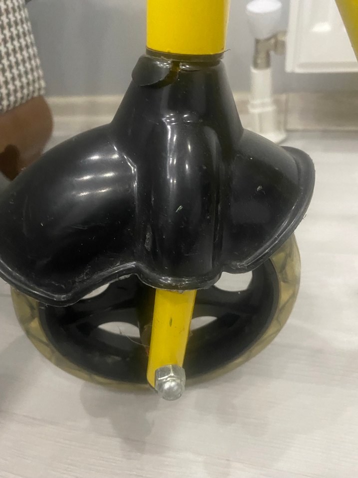 Sarı Çocuk Scooter - Görsel 3