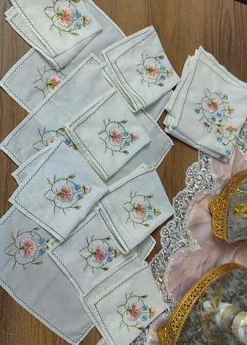 Nakışlı Beyaz Masa Örtüsü - Görsel 6