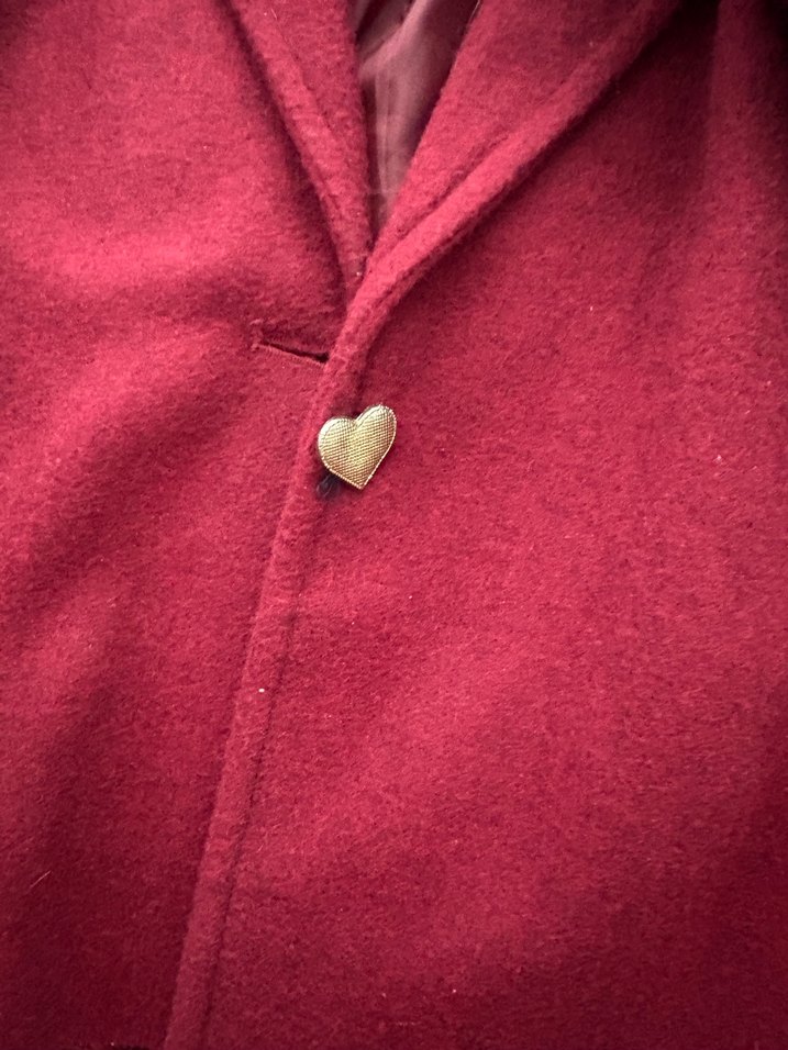 Bordo Kadın Kaban Kalp Düğmeli - Görsel 3