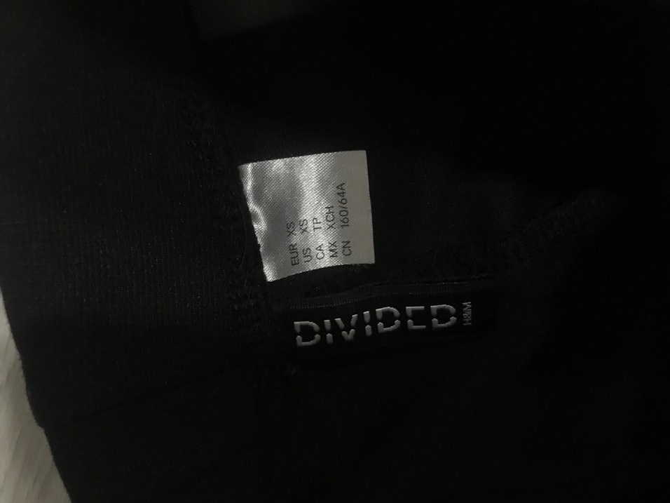 H&M Siyah Midi Yırtmaçlı Kadın İspanyol Paça Pantolon - Görsel 3