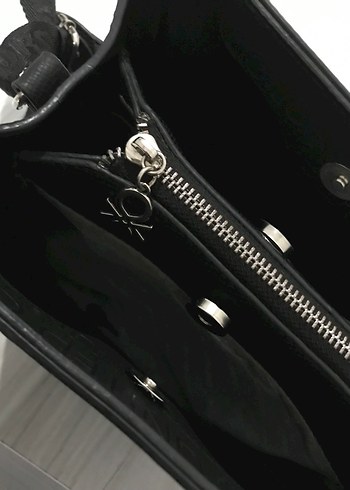 Benetton Siyah Deri Kadın Çapraz Çanta - Görsel 3